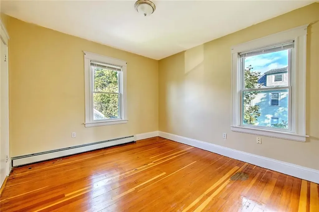 668 Academy Avenue Providence RI 02908