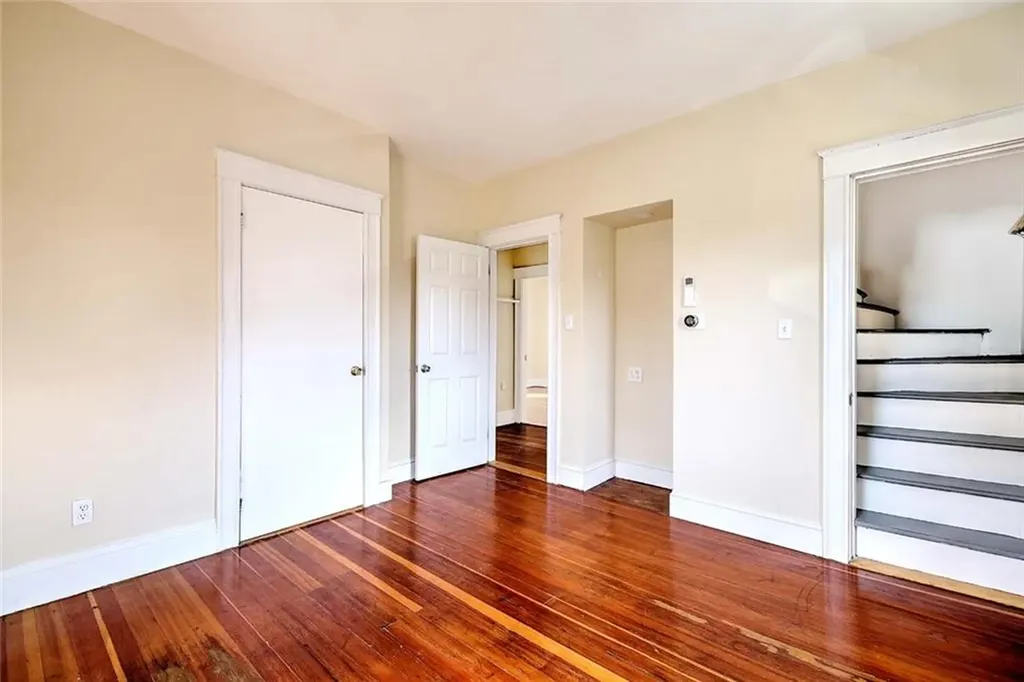 668 Academy Avenue Providence RI 02908