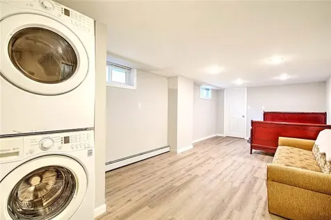 668 Academy Avenue Providence RI 02908