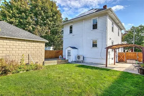 668 Academy Avenue Providence RI 02908