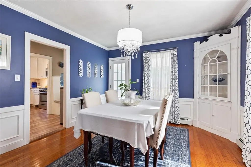 124 Meadow Road Woonsocket RI 02895