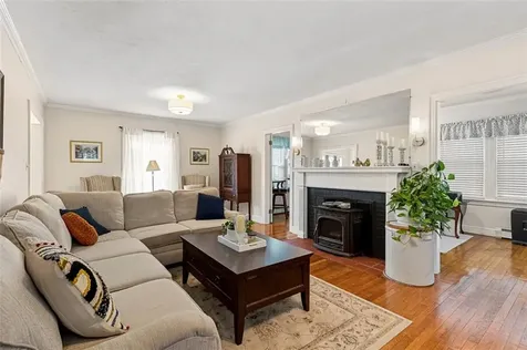 124 Meadow Road Woonsocket RI 02895