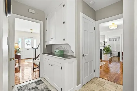 124 Meadow Road Woonsocket RI 02895