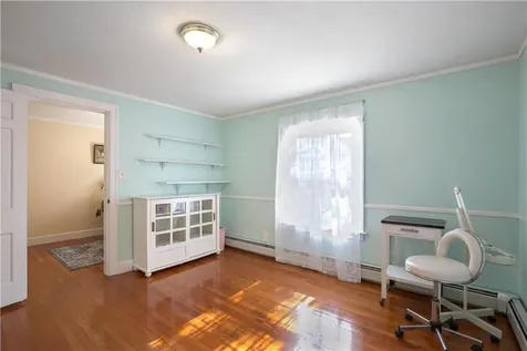 124 Meadow Road Woonsocket RI 02895