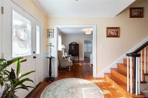 124 Meadow Road Woonsocket RI 02895