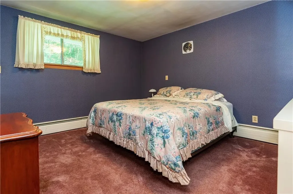 1904 Old Louisquisset Pike Lincoln RI 02865