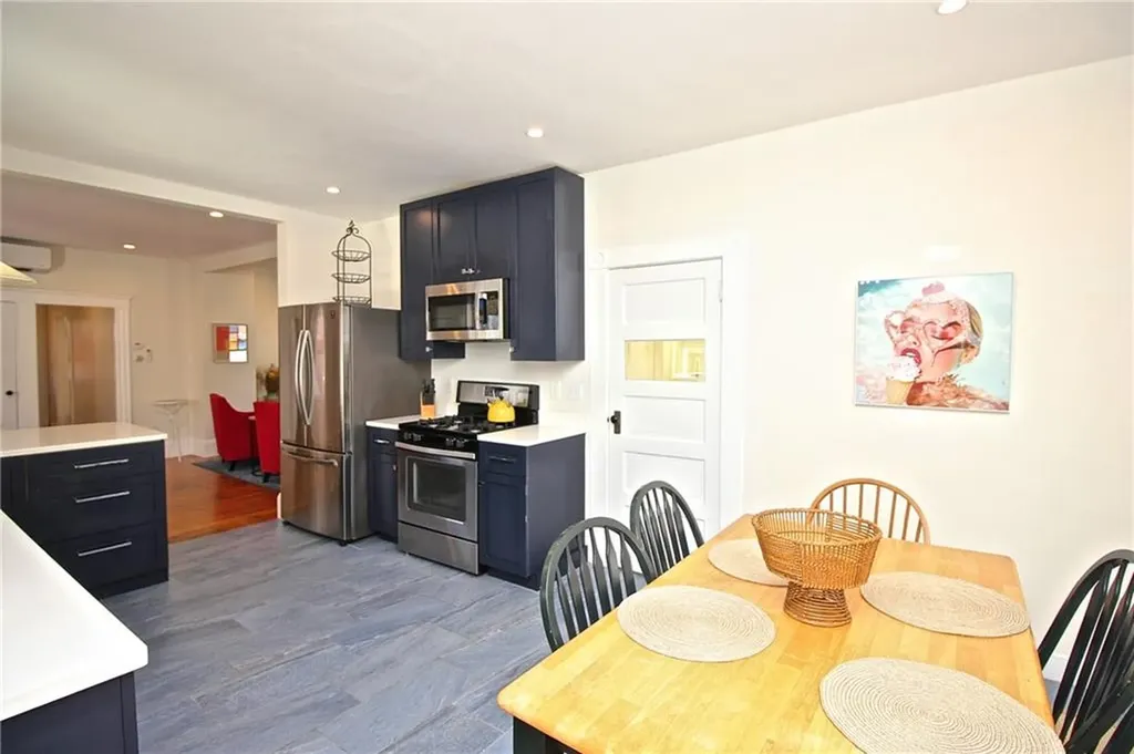 700 Thames Street Newport RI 02840