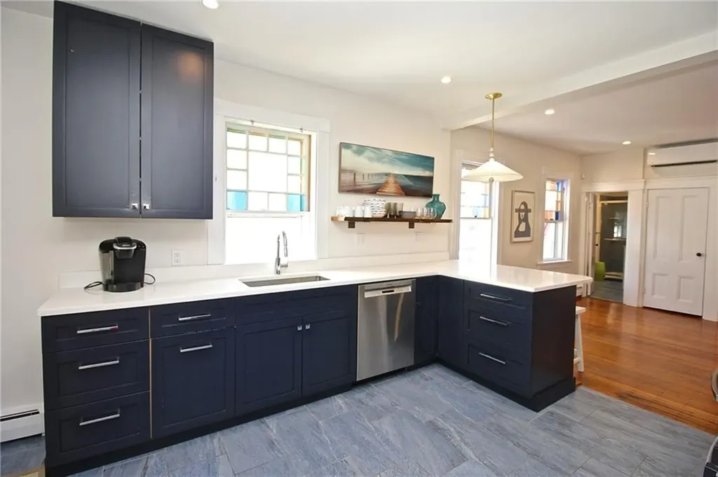 700 Thames Street Newport RI 02840