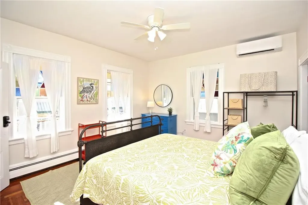 700 Thames Street Newport RI 02840