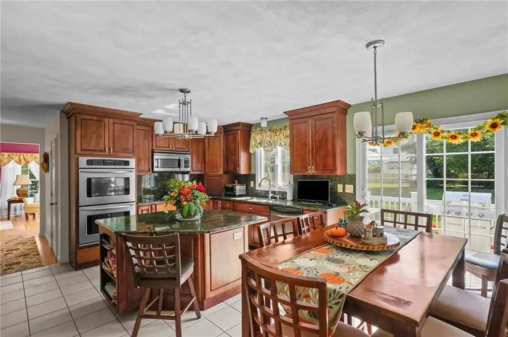 78 Cornelius Drive Portsmouth RI 02871