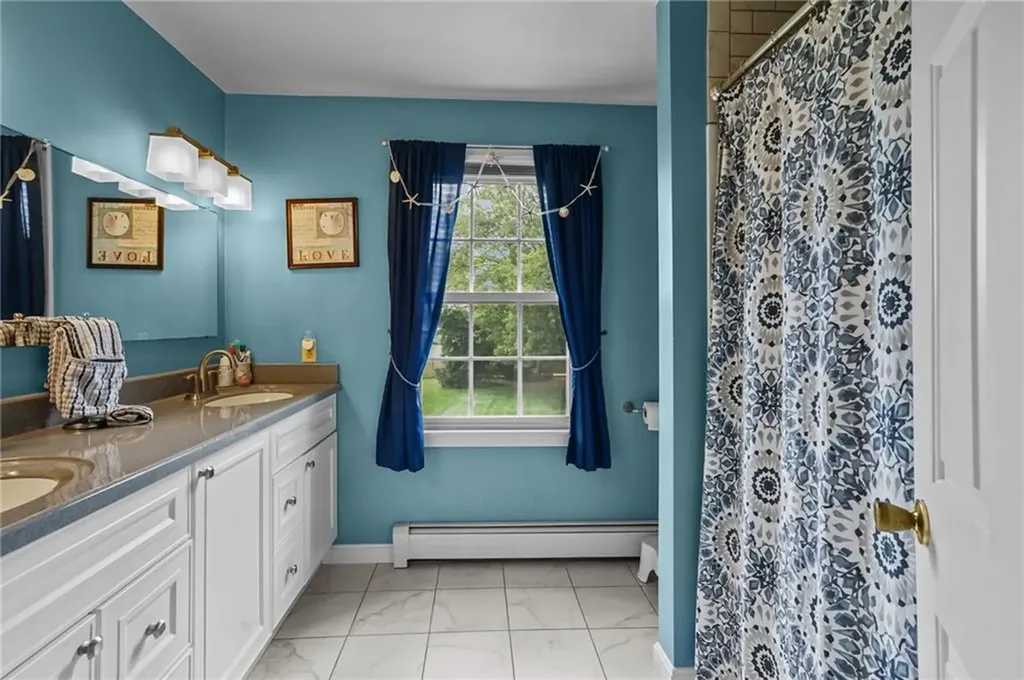 78 Cornelius Drive Portsmouth RI 02871