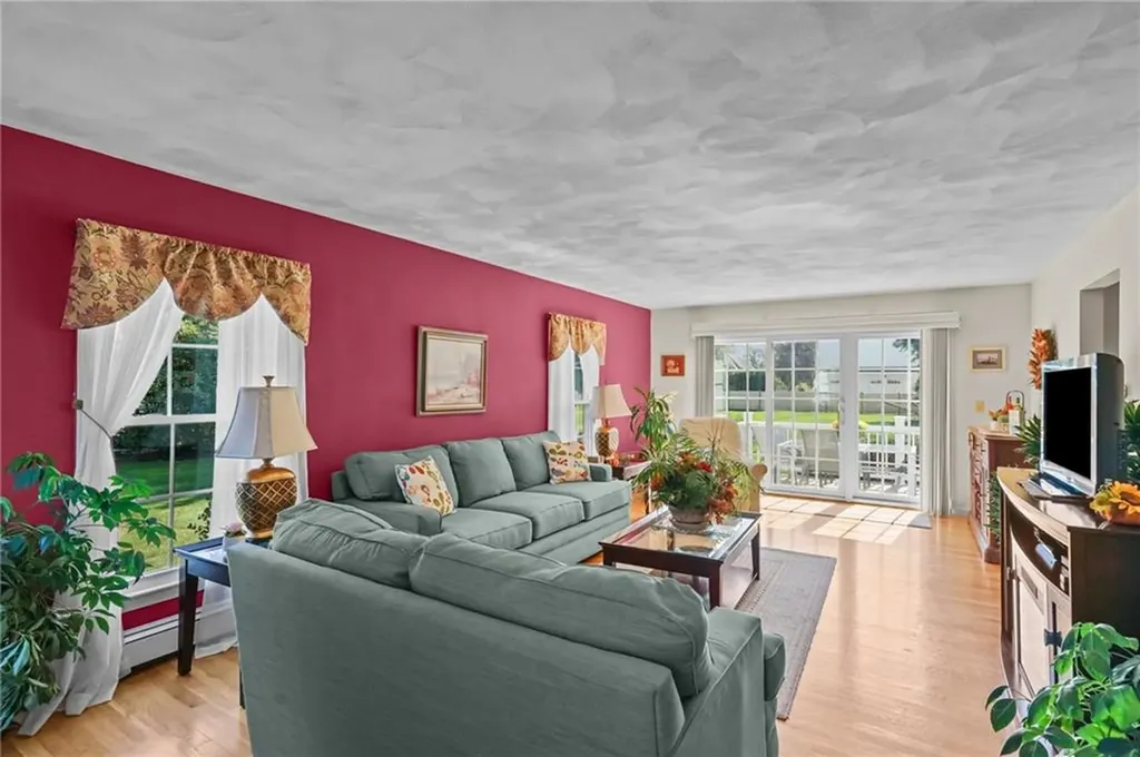78 Cornelius Drive Portsmouth RI 02871