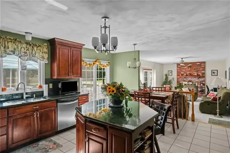 78 Cornelius Drive Portsmouth RI 02871