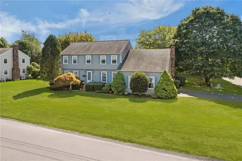 78 Cornelius Drive Portsmouth RI 02871
