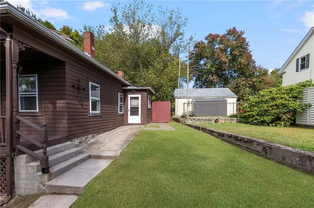 5 Camp Street Smithfield RI 02917