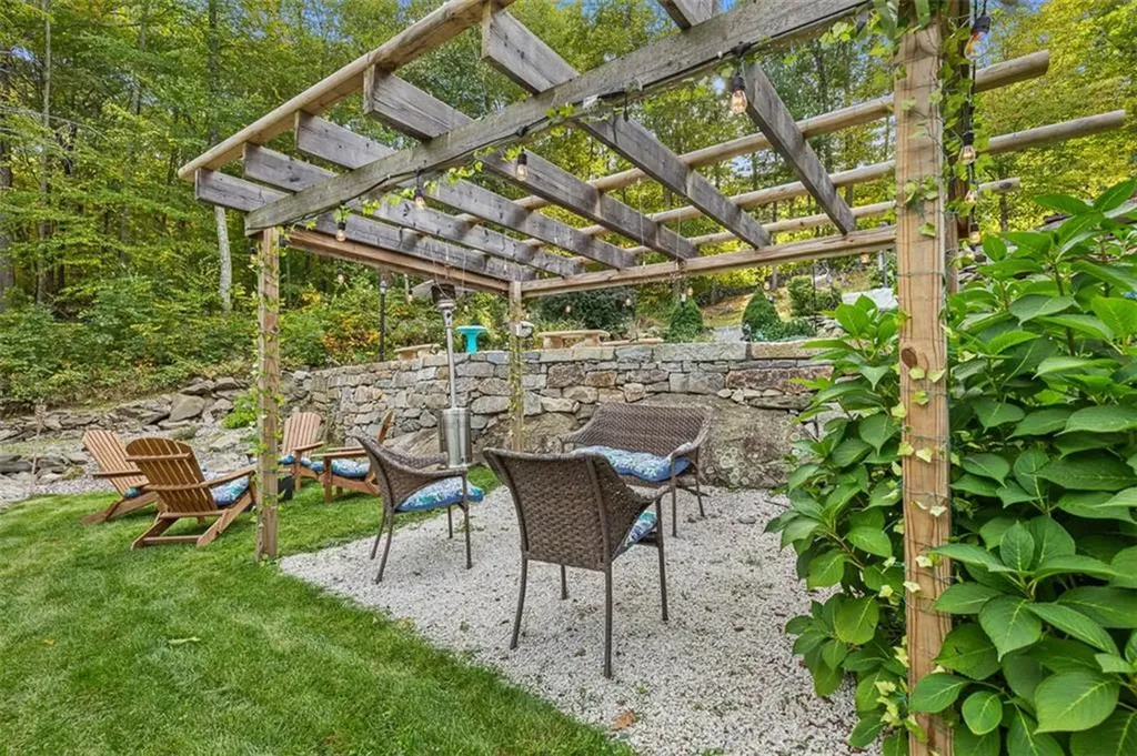 60 Tower Hill Road Cumberland RI 02864