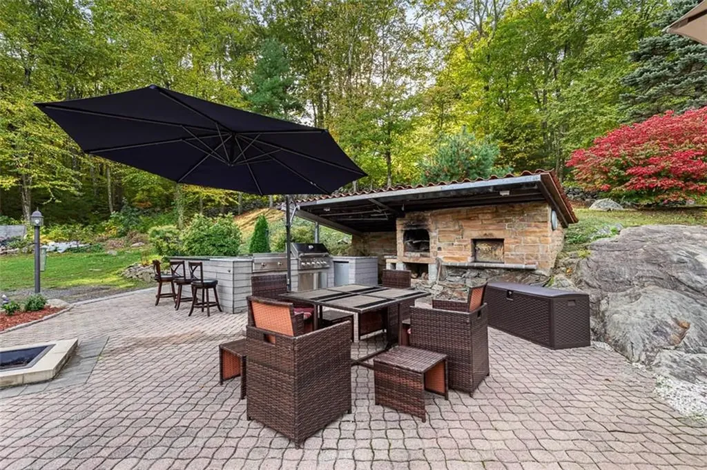 60 Tower Hill Road Cumberland RI 02864
