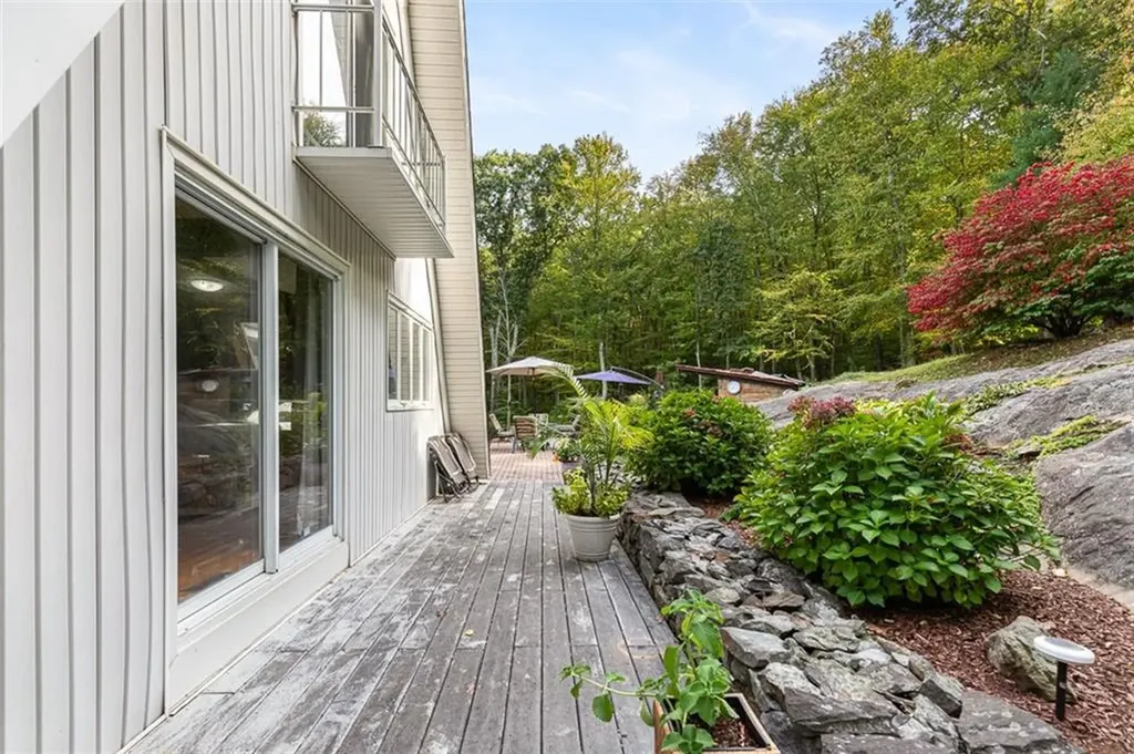 60 Tower Hill Road Cumberland RI 02864