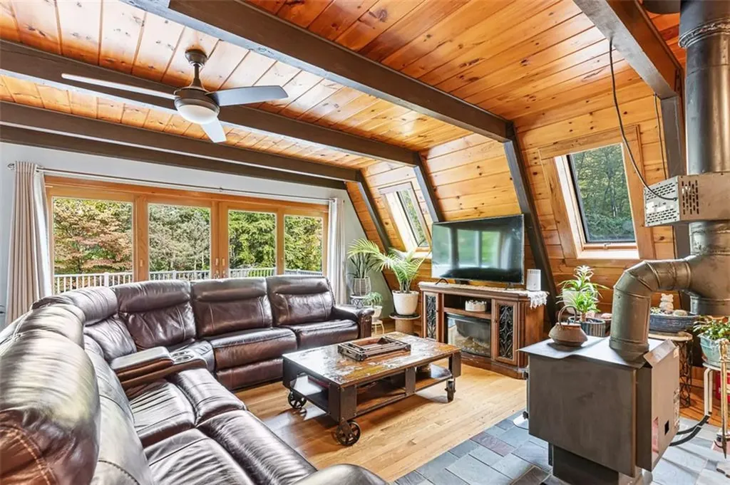 60 Tower Hill Road Cumberland RI 02864
