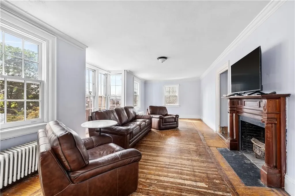 34 Congdon Street Providence RI 02906