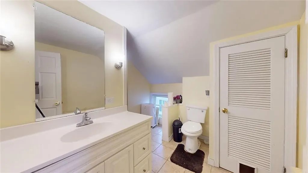 23 Middle Street Woonsocket RI 02895