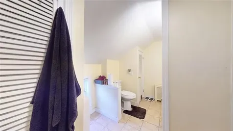 23 Middle Street Woonsocket RI 02895