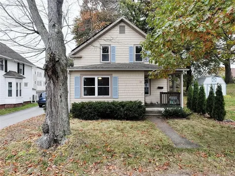 23 Middle Street Woonsocket RI 02895