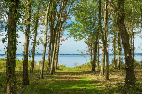 0 Surf Drive Bristol RI 02809