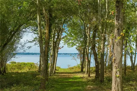 0 Surf Drive Bristol RI 02809