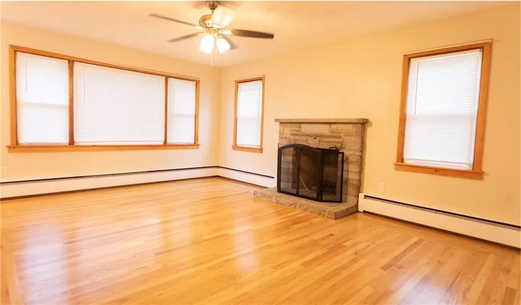 1089 Plainfield Street Johnston RI 02919