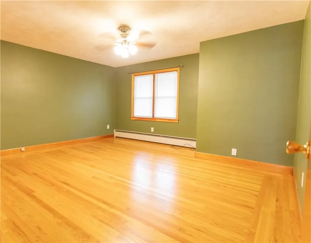 1089 Plainfield Street Johnston RI 02919