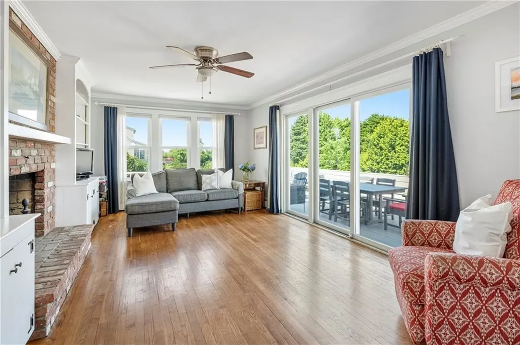 80 Sea Meadow Drive Portsmouth RI 02871