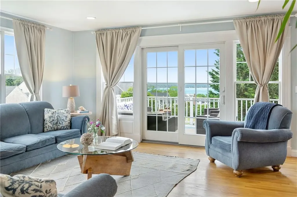 30 Hamilton Drive Portsmouth RI 02871
