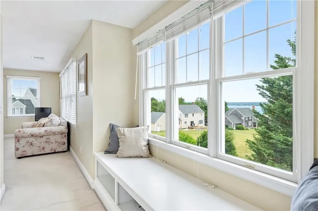30 Hamilton Drive Portsmouth RI 02871