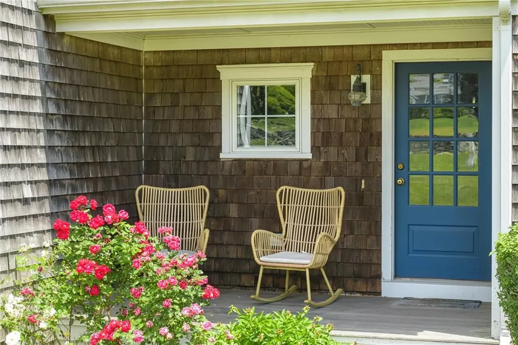 30 Hamilton Drive Portsmouth RI 02871