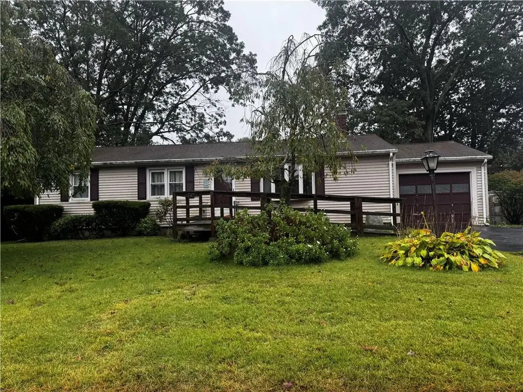 66 Amsterdam Avenue Warwick RI 02889