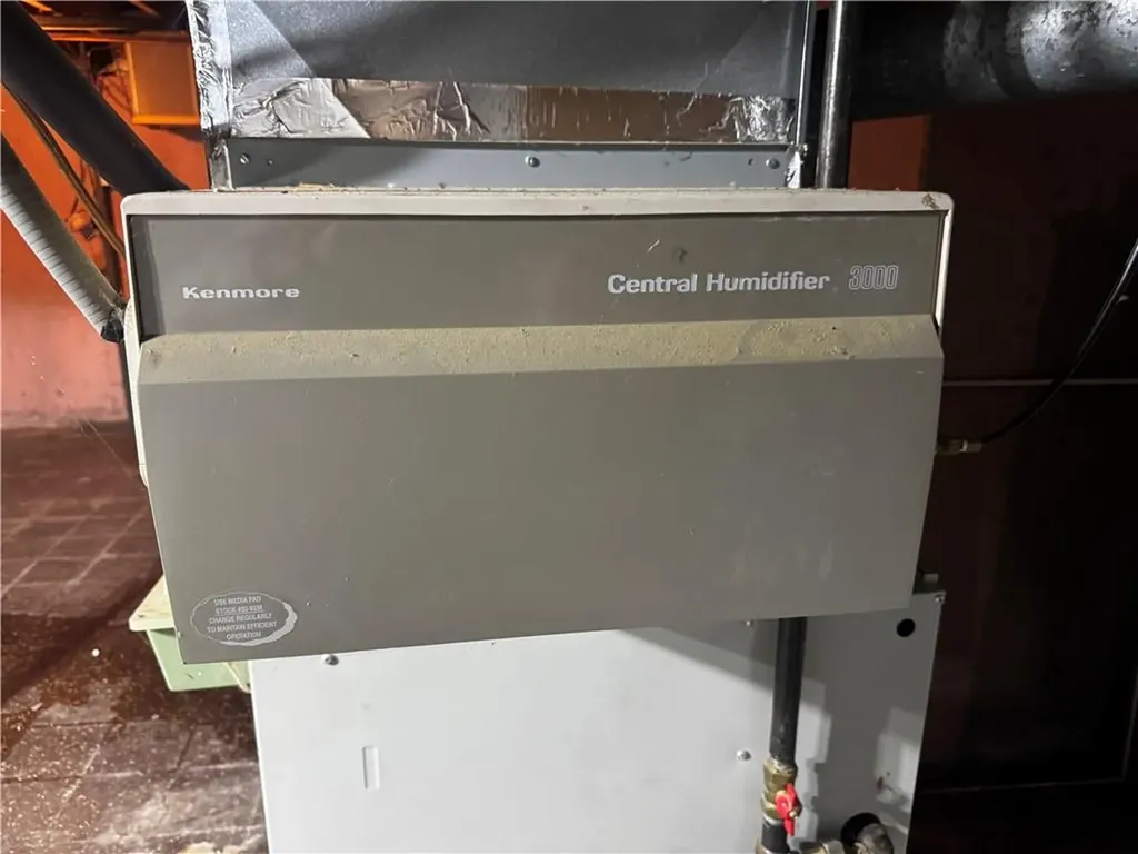 66 Amsterdam Avenue Warwick RI 02889