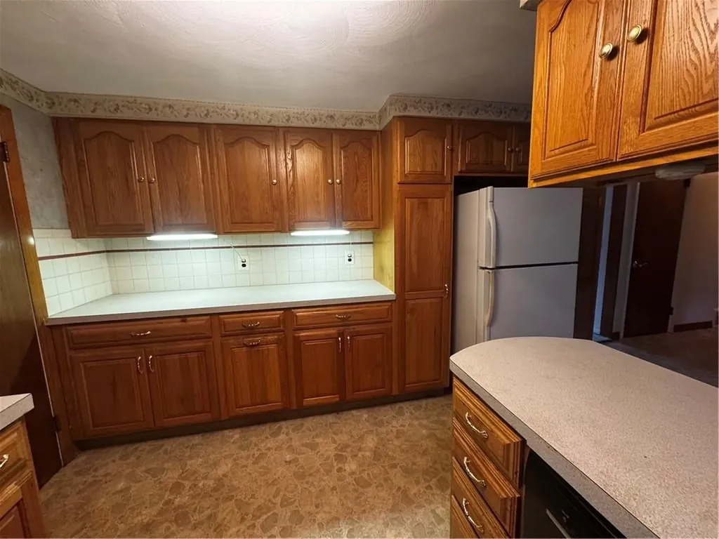 66 Amsterdam Avenue Warwick RI 02889