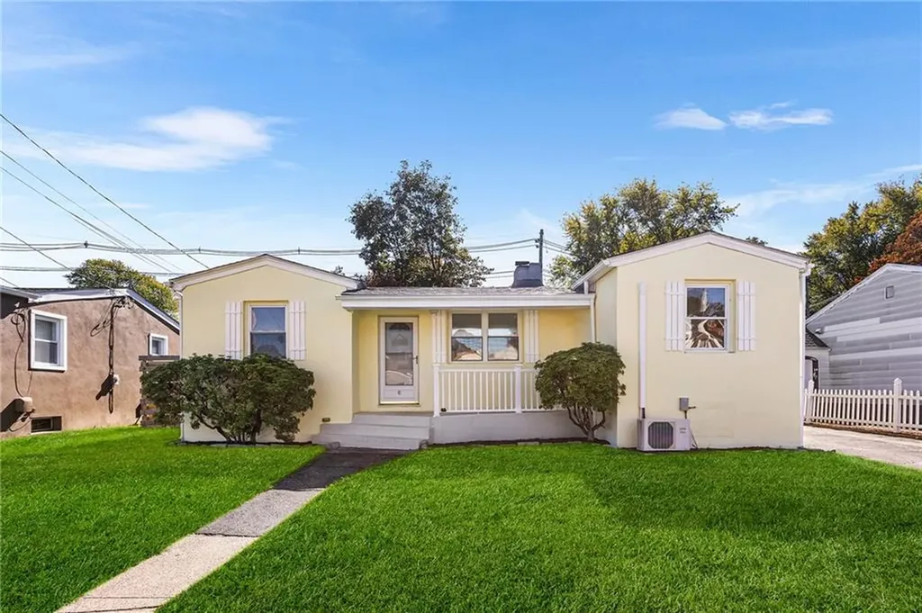 14 Whittlesey Road Johnston RI 02919