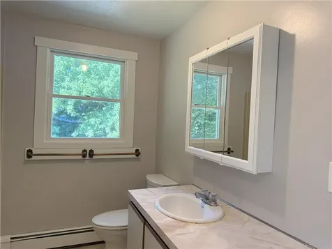 7 Leatherleaf Road Narragansett RI 02882