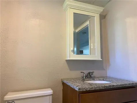 7 Leatherleaf Road Narragansett RI 02882