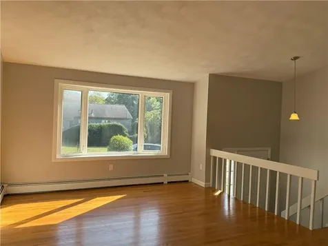 7 Leatherleaf Road Narragansett RI 02882