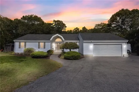 50 Dexter Avenue Seekonk MA 02771