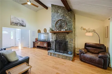 50 Dexter Avenue Seekonk MA 02771