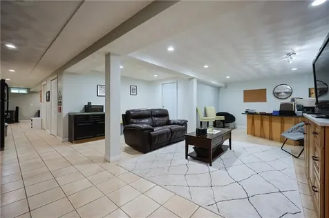 50 Dexter Avenue Seekonk MA 02771