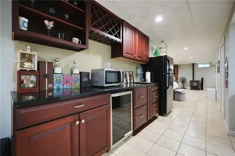 50 Dexter Avenue Seekonk MA 02771