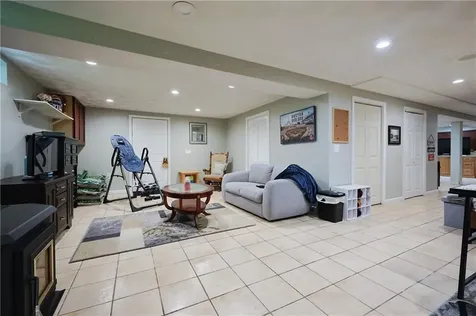 50 Dexter Avenue Seekonk MA 02771