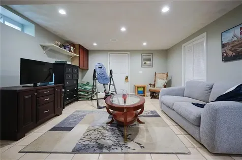 50 Dexter Avenue Seekonk MA 02771