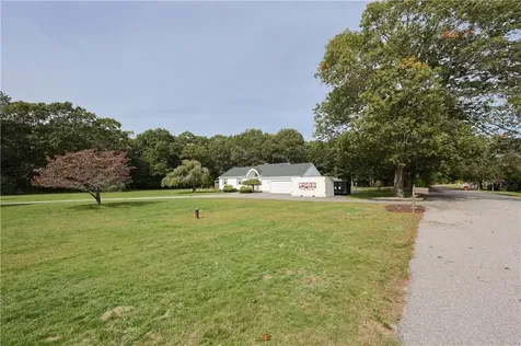 50 Dexter Avenue Seekonk MA 02771