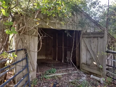 2535 Wallum Lake Road Burrillville RI 02859